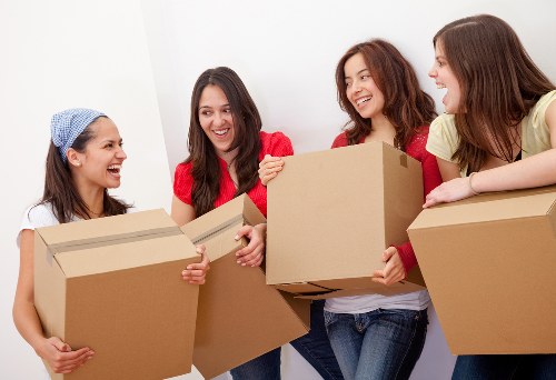 Reliable Hounslow self storage supporting home and business organization